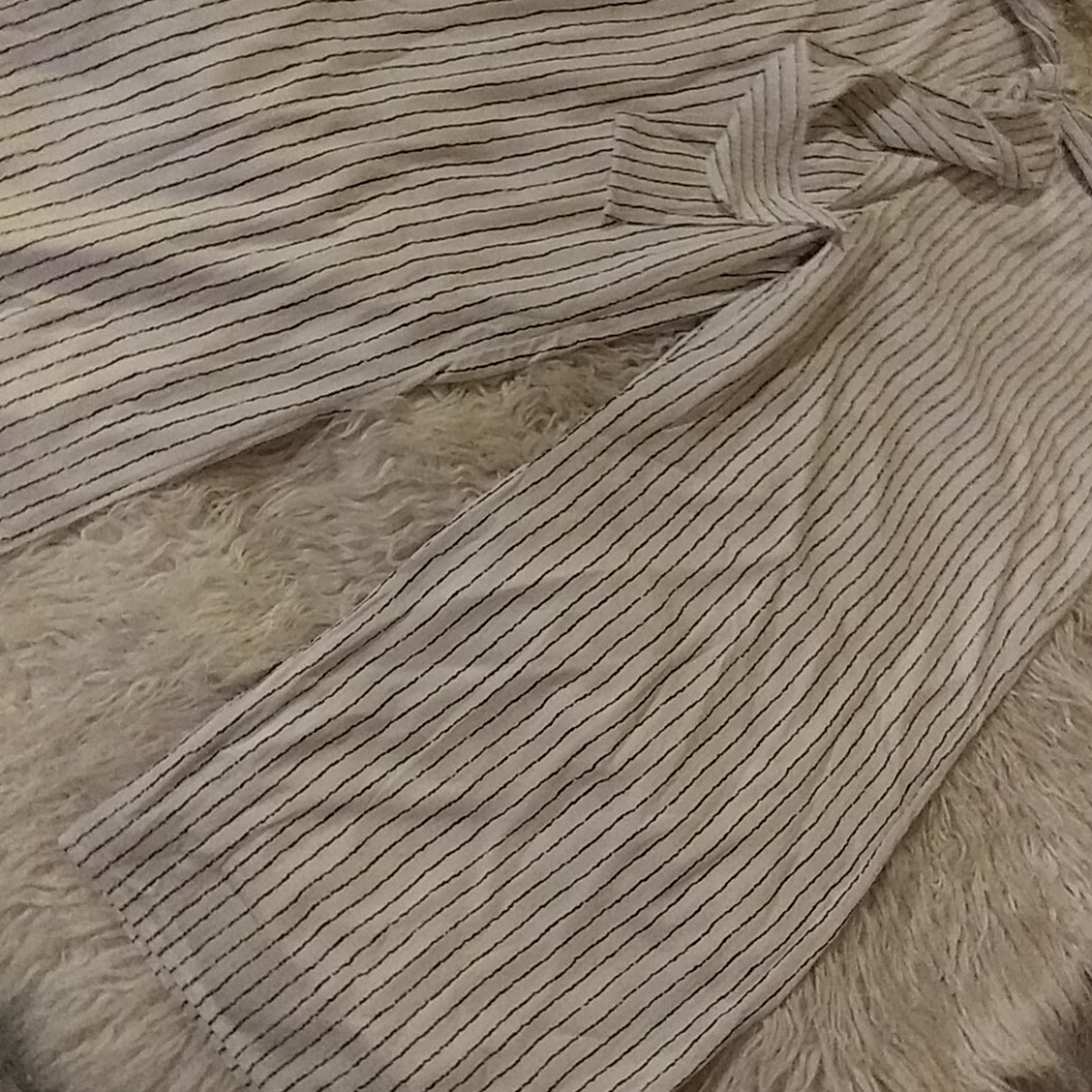 Set - Picture 3 of 3